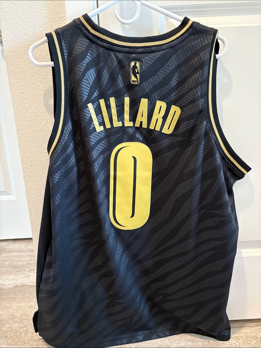 Lillard jersey - Picture 3 of 3